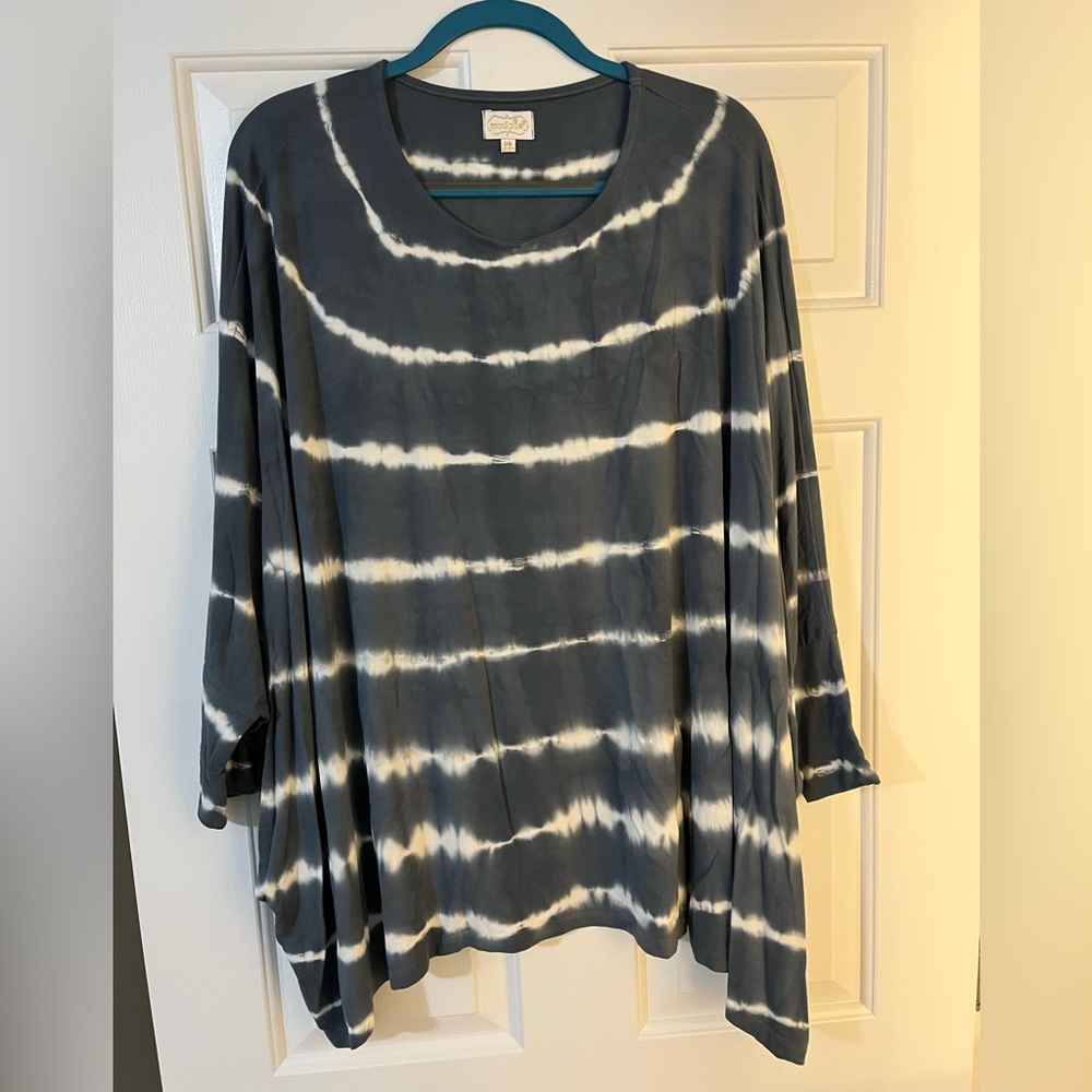 Mud Pie Tie Dye Drop Shoulder Shawl Top
